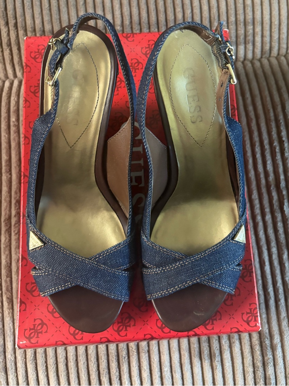 Vintage Guess Melissa-M: Dark Denim Wedges  Slingback strap and charm- Size 6.5